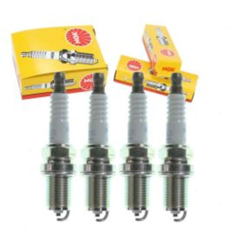 4 pc NGK Standard Spark Plugs for 1995-1997 Pontiac Sunrunner 1.6L L4