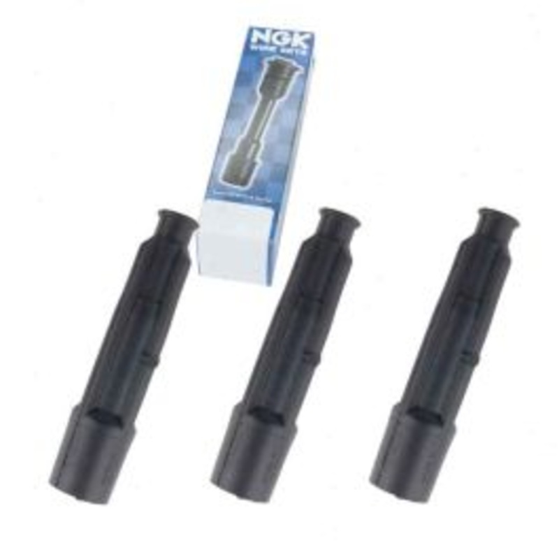 3 pc NGK Ignition Coil Boots for 1993 Mercedes-Benz 300TE 3.2L L6