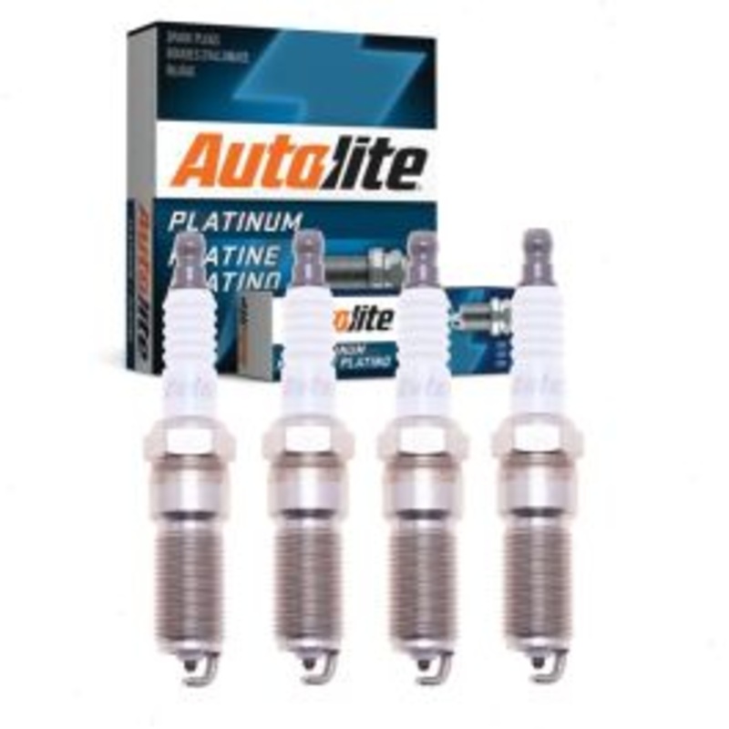 4 pc Autolite Platinum Spark Plugs for 2002-2005 Chevrolet Cavalier 2.2L L4
