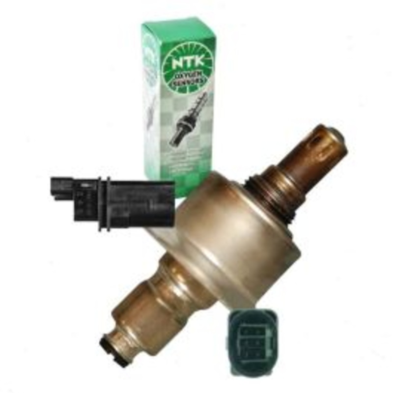 NGK NTK Upstream Air Fuel Ratio Sensor for 2010-2015 Hyundai Santa Fe 2.4L L4