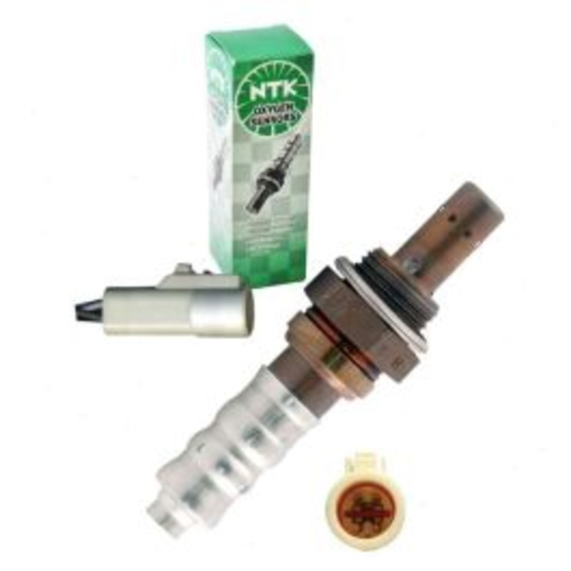 NGK NTK Upstream Right Oxygen (O2) Sensor for 1999-2002 Ford E-250 Econoline 4.2L 5.4L V6 V8
