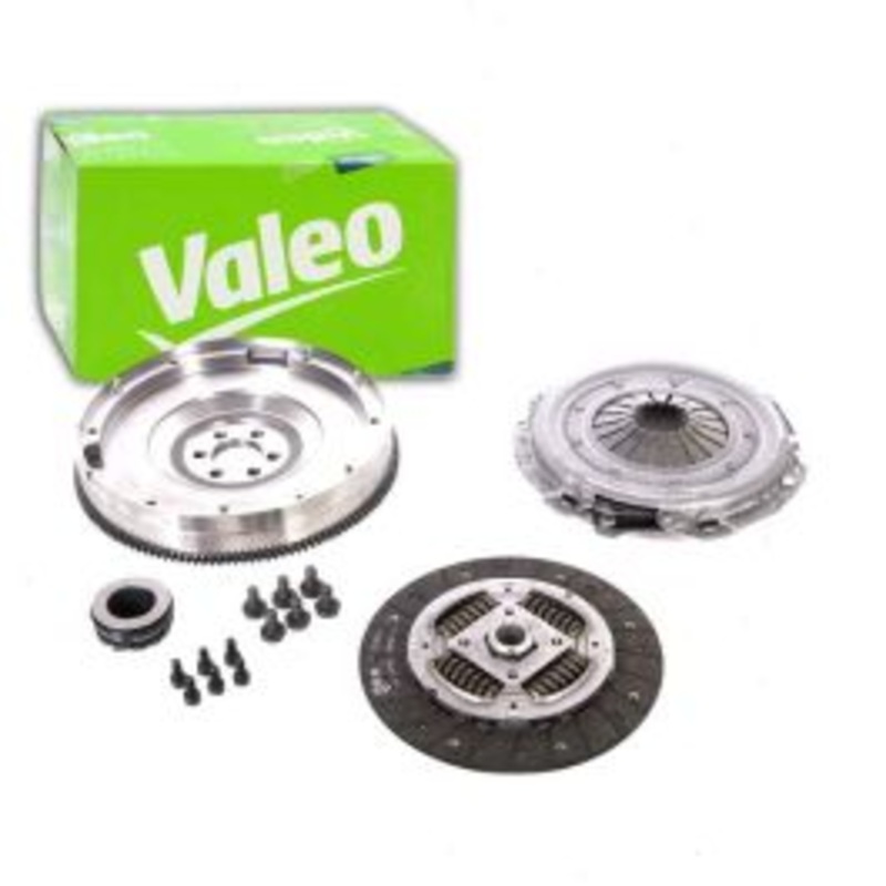 Valeo Clutch Kit for 1997-2005 Audi A4 1.8L L4
