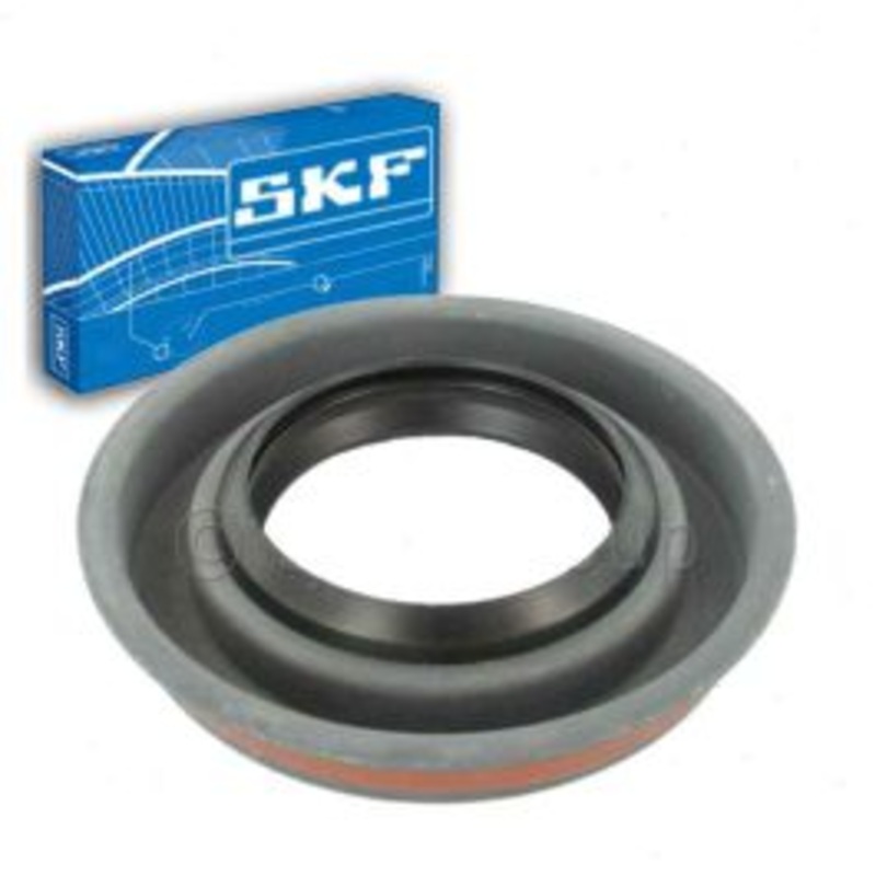 SKF Rear Differential Pinion Seal for 2015-2016 Ford Transit-250