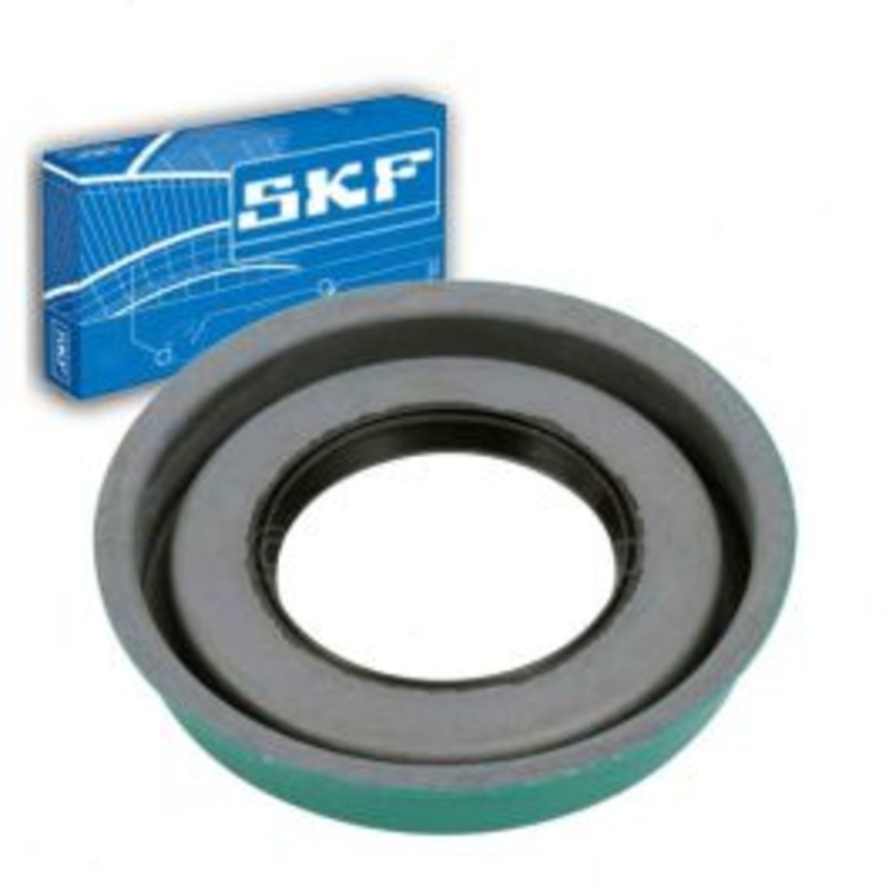 SKF Rear Wheel Seal for 1989-1991 GMC R1500 Suburban
