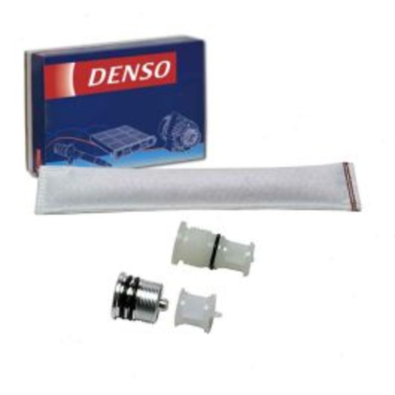 DENSO AC Receiver Drier for 2000-2005 Mitsubishi Eclipse 2.4L 3.0L L4 V6
